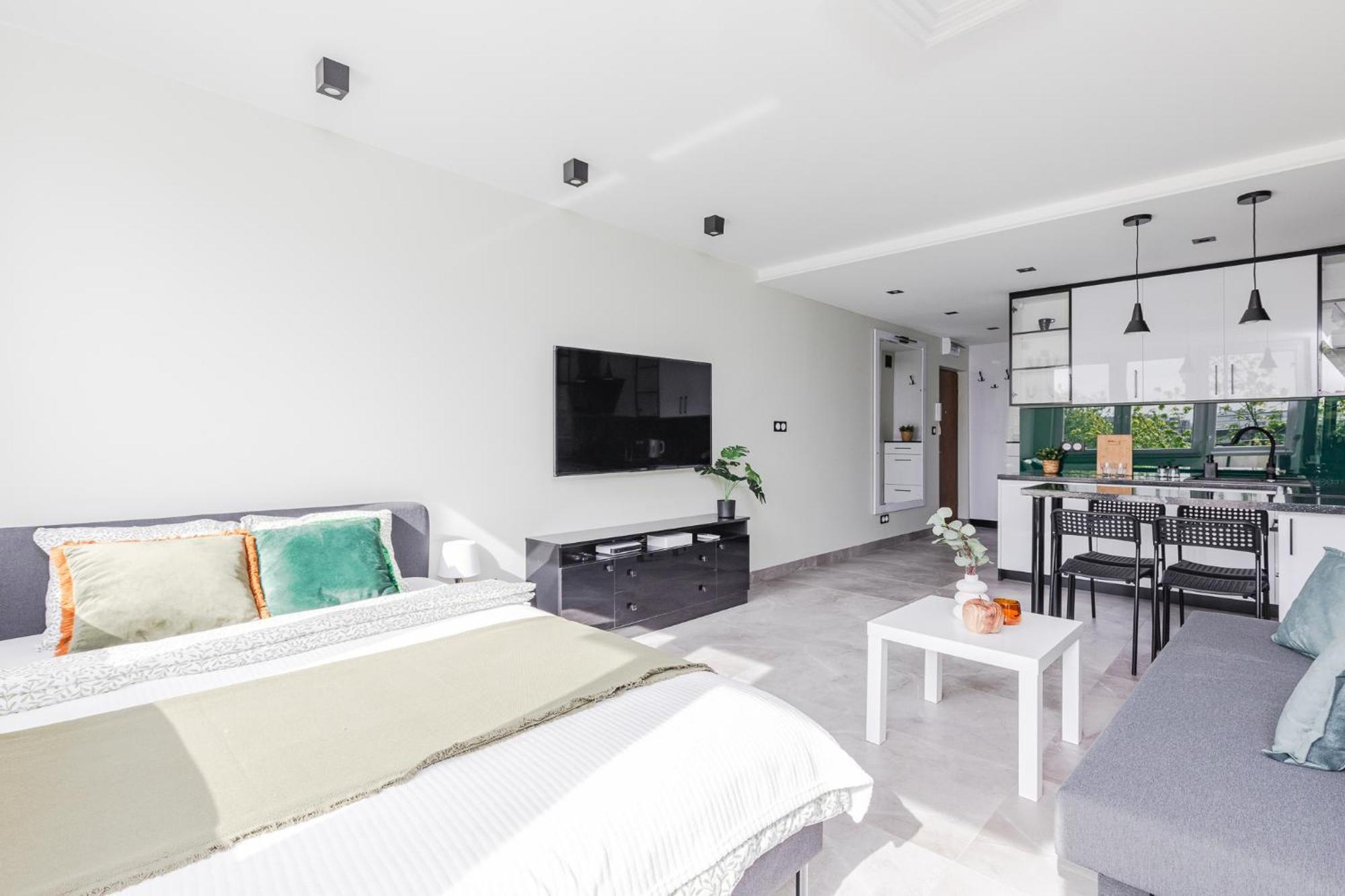 Superapart Saska 48A, Sleek 6Th-Floor Studio With Balcony & Elevator Access ワルシャワ エクステリア 写真
